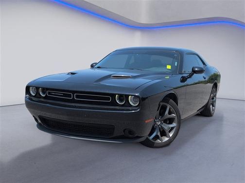 Pitch Black Clearcoat 2015 Dodge Challenger SXT