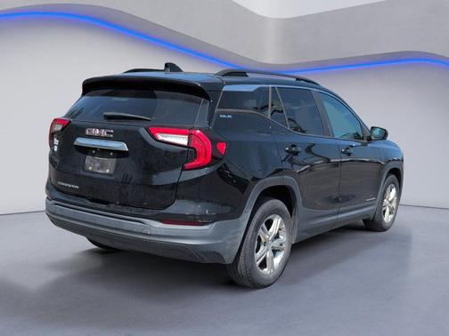 Ebony Twilight Metallic 2022 GMC Terrain SLE