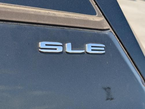 Ebony Twilight Metallic 2022 GMC Terrain SLE