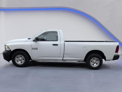 Bright White Clearcoat 2017 RAM 1500 Tradesman