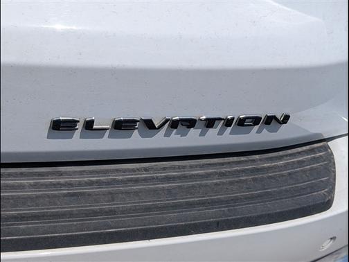 Summit White 2025 GMC Yukon Elevation