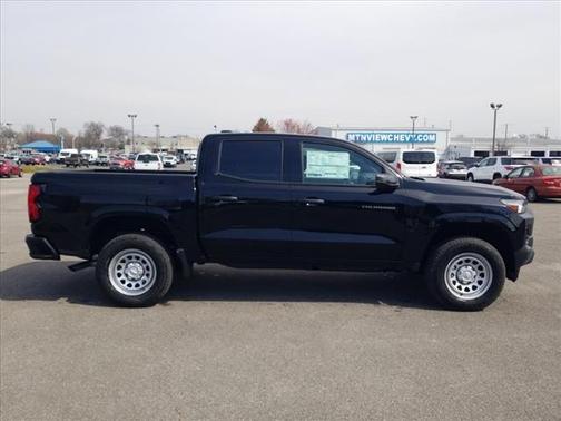 2025 Chevrolet Colorado WT