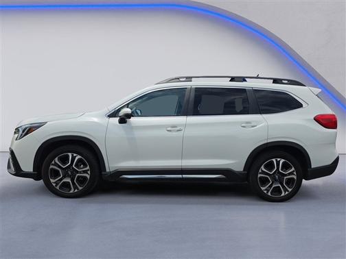 Crystal White Pearl 2023 Subaru Ascent Limited 7-Passenger