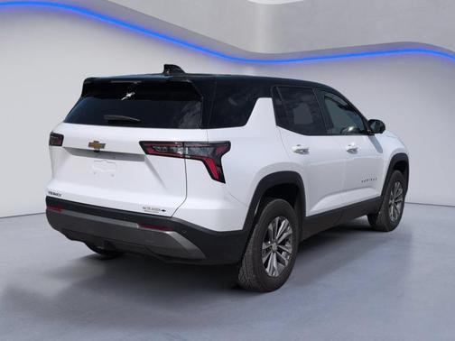 Summit White 2026 Chevrolet Equinox LT