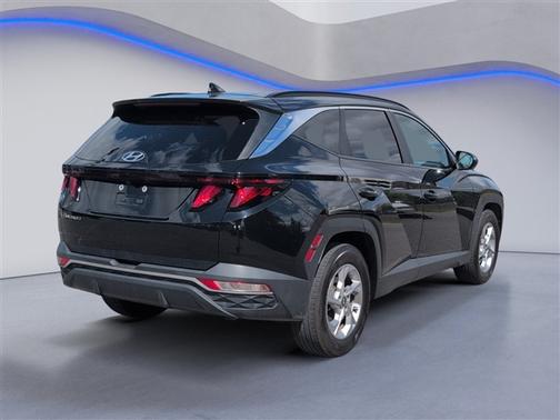 Black Pearl 2024 Hyundai TUCSON SEL