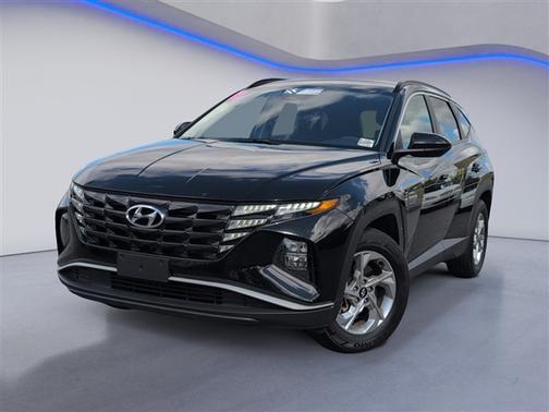 Black Pearl 2024 Hyundai TUCSON SEL