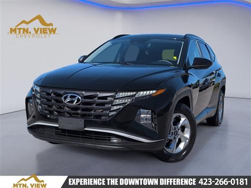 Black Pearl 2024 Hyundai TUCSON SEL
