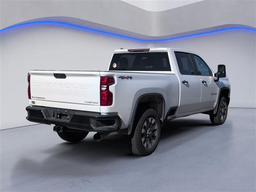 2023 Chevrolet Silverado 2500 Custom