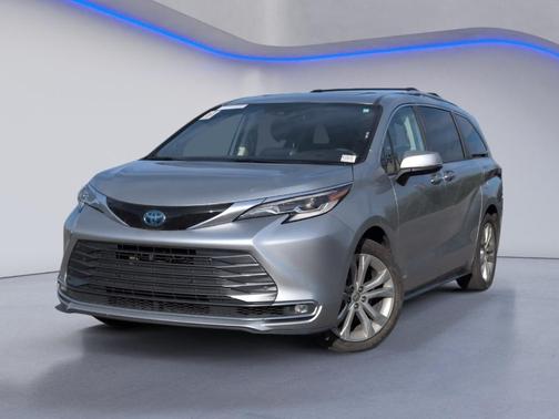 2021 Toyota Sienna 