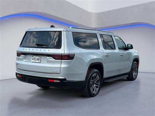 Silver Zynith 2024 Jeep Wagoneer L Series II