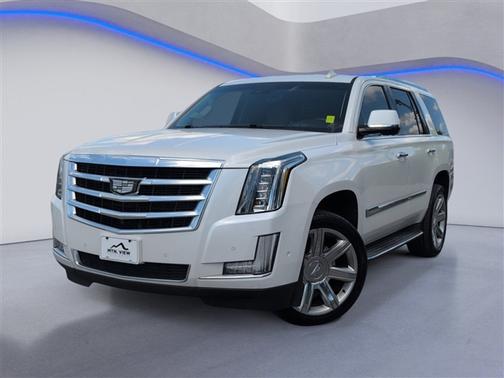 Crystal White Tri-Coat 2017 Cadillac Escalade Luxury