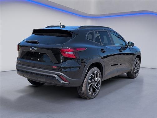 Black 2026 Chevrolet Trax 2RS
