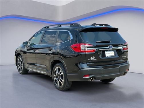 Crystal Black Silica 2023 Subaru Ascent Limited 7-Passenger