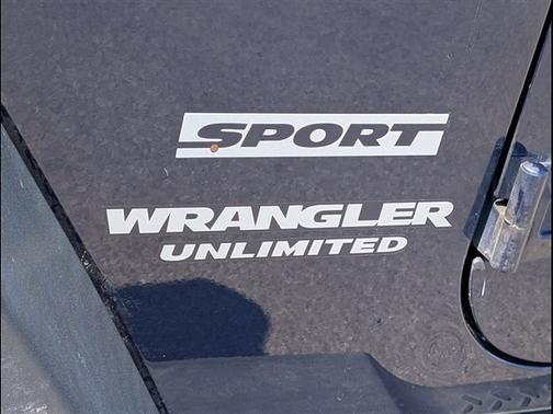 True Blue Pearlcoat 2013 Jeep Wrangler Unlimited Sport