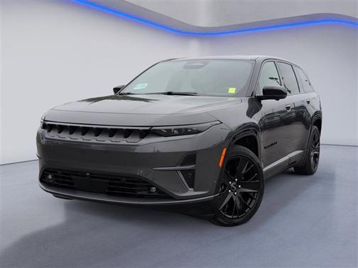 Metallic 2024 Jeep Wagoneer S Launch Edition