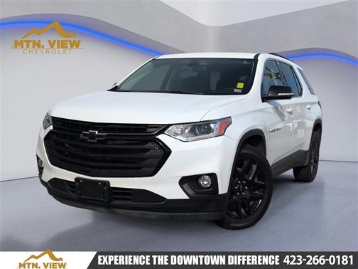 Summit White 2020 Chevrolet Traverse LT Cloth