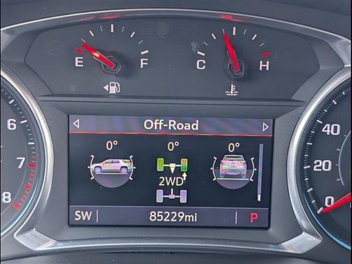 Summit White 2020 Chevrolet Traverse LT Cloth