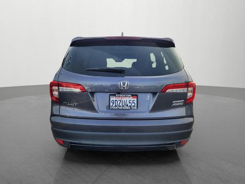 Modern Steel Metallic 2022 Honda Pilot Special Edition