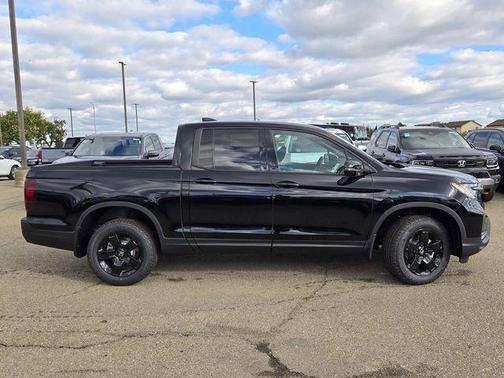 Crystal Black Pearl 2026 Honda Ridgeline Black Edition