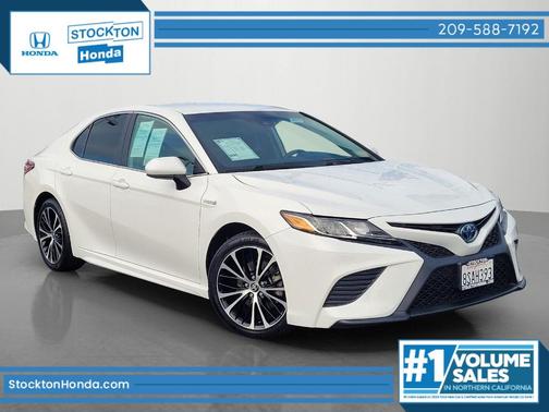 2020 Toyota Camry Hybrid SE