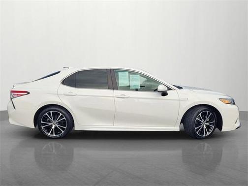 2020 Toyota Camry Hybrid SE