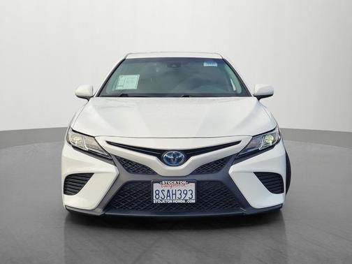 2020 Toyota Camry Hybrid SE