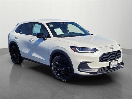 White 2023 Honda HR-V Sport