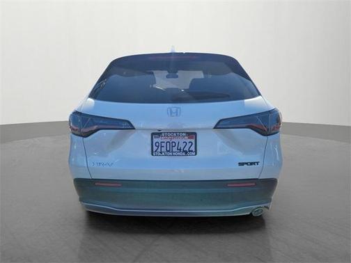 White 2023 Honda HR-V Sport