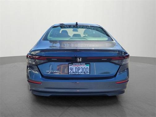 Meteorite 2024 Honda Accord EX