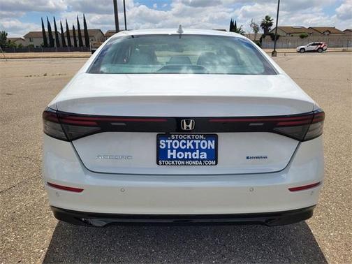 Platinum White Pearl 2026 Honda Accord Hybrid EX-L