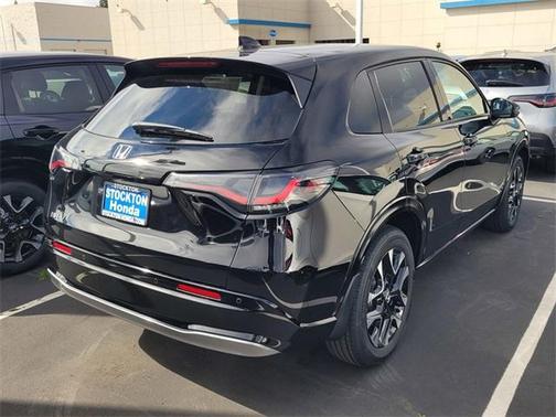 Crystal Black Pearl 2026 Honda HR-V EX-L