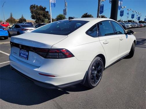 2025 Honda Accord SE