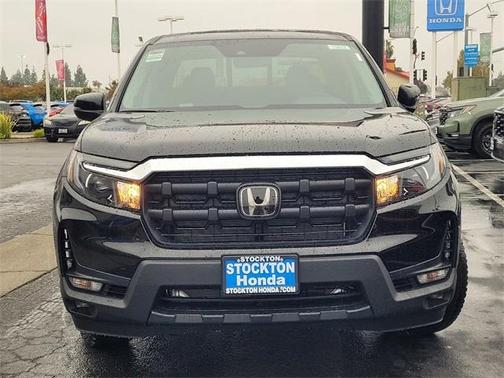 Crystal Black Pearl 2026 Honda Ridgeline RTL