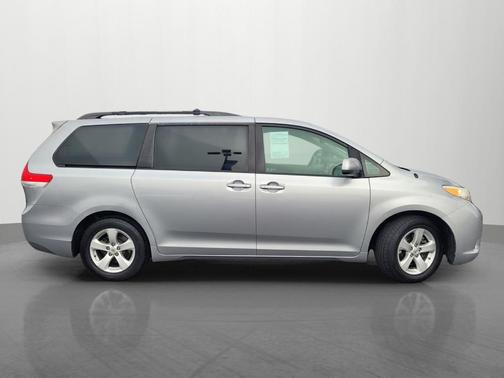2012 Toyota Sienna Base