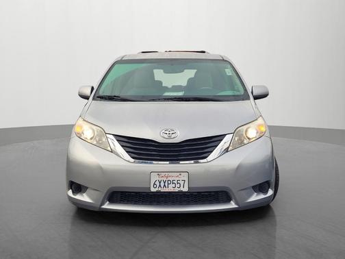 2012 Toyota Sienna Base