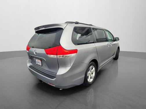 2012 Toyota Sienna Base