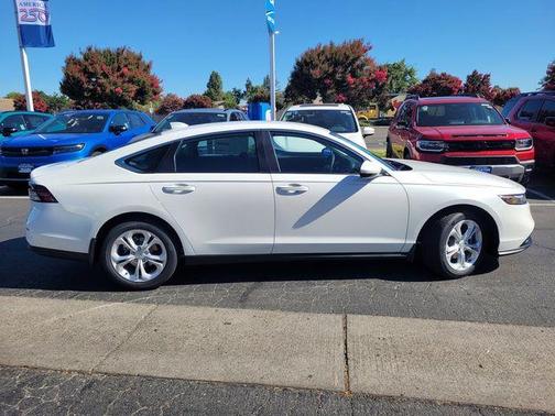 Platinum White Pearl 2026 Honda Accord LX