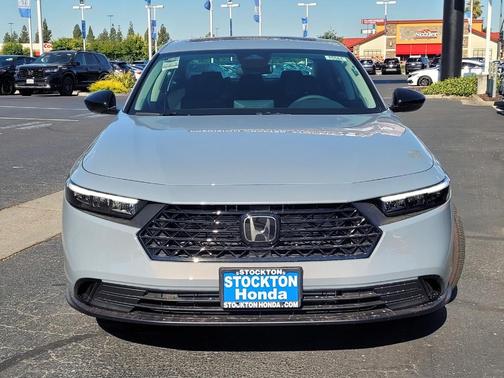 Urban Gray Pearl 2026 Honda Accord SE