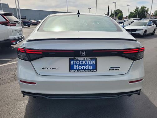 Platinum White Pearl 2026 Honda Accord Hybrid Sport-L