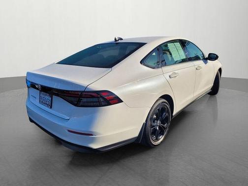 Platinum 2025 Honda Accord SE