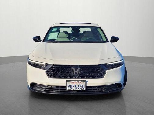 Platinum 2025 Honda Accord SE