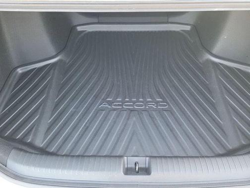 Platinum 2025 Honda Accord SE