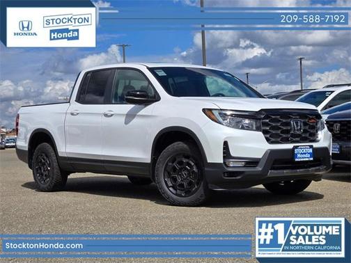 2025 Honda Ridgeline TrailSport+