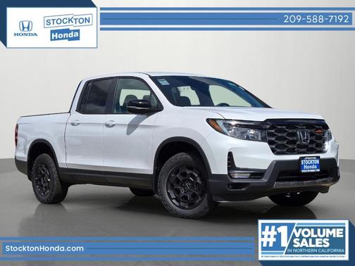 2025 Honda Ridgeline TrailSport+
