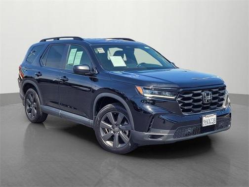 Black 2023 Honda Pilot Sport