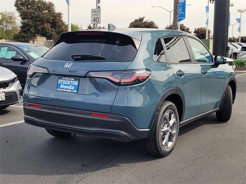 2026 Honda HR-V LX