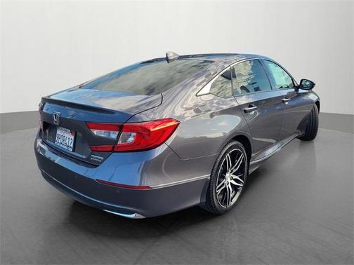 2022 Honda Accord Hybrid Touring