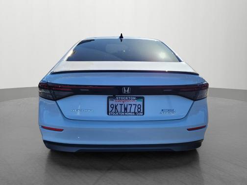 Platinum 2024 Honda Accord Hybrid Sport