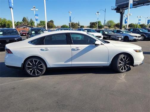Platinum White Pearl 2026 Honda Accord Hybrid Touring