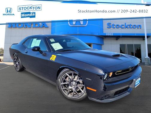 2017 Dodge Challenger R/T